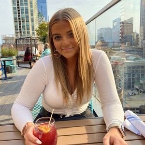 Meet your Posher, Mackenzie